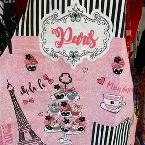 Paris apron